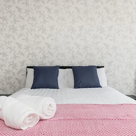 Holiday home King Of North - Ls17 - Private Parking - Sleeps 10